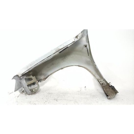 parafango anteriore destro para DACIA Duster 1.6 16V parafango anteriore destro para DACIA Duster 1.6 16V