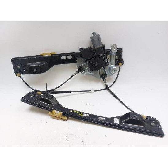 alzacristalli anteriore destro per OPEL Zafira (c) 13369286 alzacristalli anteriore destro per OPEL Zafira (c) 13369286