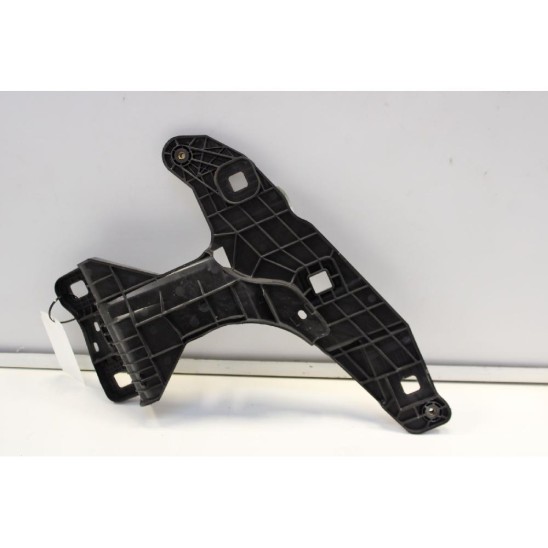 supporto faro destro para PORSCHE Macan (19>) 2.0 16V Turbo (185kw) 4WD Suv 5p/b/1984cc 95B941122F,MadeinGermany,141500046400 supporto faro destro para PORSCHE Macan (19>) 2.0 16V Turbo (185kw) 4WD Suv 5p/b/1984cc 95B941122F,MadeinGermany,141500046400