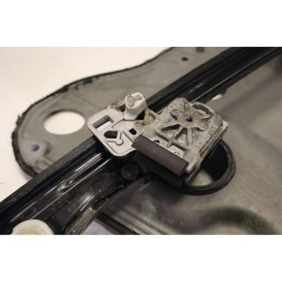 alzacristalli anteriore sinistro par VOLKSWAGEN Bora (1j2) 1.9 TDI (96kw) Ber. 5p/d/1896cc. 1C1959801A alzacristalli anteriore sinistro par VOLKSWAGEN Bora (1j2) 1.9 TDI (96kw) Ber. 5p/d/1896cc. 1C1959801A