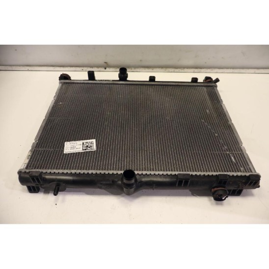 radiatore par PEUGEOT 2008 Ii (u_) 1.2 12V Turbo (96kw) Suv 5p/b/1199cc 9825333880,020507400 radiatore par PEUGEOT 2008 Ii (u_) 1.2 12V Turbo (96kw) Suv 5p/b/1199cc 9825333880,020507400