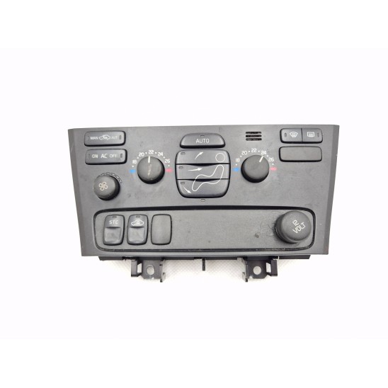 blocco comando climatizzazione per VOLVO V70/xc70 2.4 D5 20V (120Kw) SW 5p/d/2401cc blocco comando climatizzazione per VOLVO V70/xc70 2.4 D5 20V (120Kw) SW 5p/d/2401cc