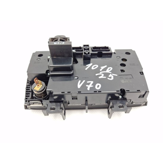 blocco comando climatizzazione per VOLVO V70/xc70 2.4 D5 20V (120Kw) SW 5p/d/2401cc blocco comando climatizzazione per VOLVO V70/xc70 2.4 D5 20V (120Kw) SW 5p/d/2401cc