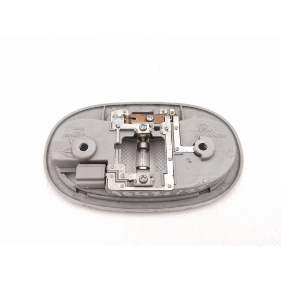 luce cortesia anteriore tetto for CHEVROLET (DAEWOO) Matiz (m200) 1000 Ber. 5p/b/995cc 96314278 luce cortesia anteriore tetto for CHEVROLET (DAEWOO) Matiz (m200) 1000 Ber. 5p/b/995cc 96314278