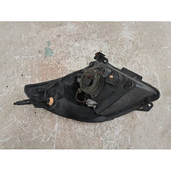 proiettore destro par SUZUKI Swift 1.3 4x4 Ber. 5p/b/1328cc 