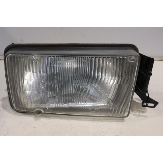 proiettore anteriore destro per ALFA ROMEO Alfetta (72>84<) 2.0 Ber. 4p/b/1962cc. 2015022 proiettore anteriore destro per ALFA ROMEO Alfetta (72>84<) 2.0 Ber. 4p/b/1962cc. 2015022