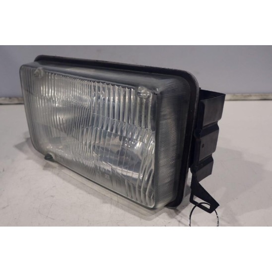 proiettore anteriore destro per ALFA ROMEO Alfetta (72>84<) 2.0 Ber. 4p/b/1962cc. 2015022 proiettore anteriore destro per ALFA ROMEO Alfetta (72>84<) 2.0 Ber. 4p/b/1962cc. 2015022