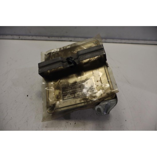 centralina pompa iniezione per TOYOTA Rav 4 I (_a1_) 2.0 16V S.W. 3p/b/1998cc. 89661-42051,211000-1621 centralina pompa iniezione per TOYOTA Rav 4 I (_a1_) 2.0 16V S.W. 3p/b/1998cc. 89661-42051,211000-1621