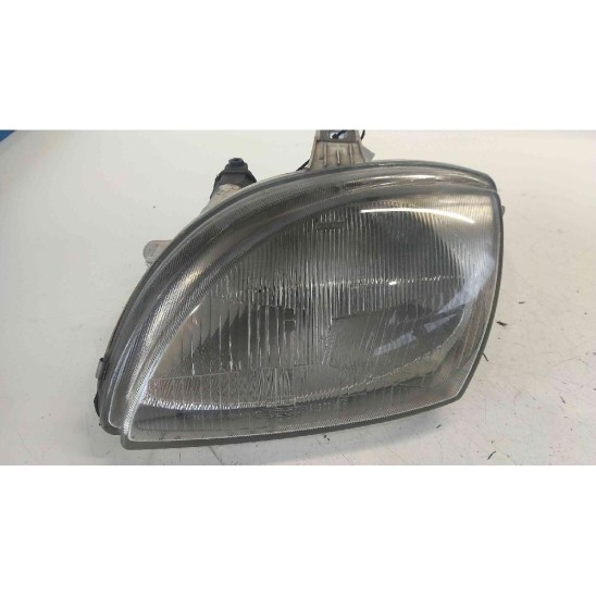 proiettore anteriore sinistro par FIAT Seicento / 600 (187_) 1.1 Ber. 3p/b/1108cc. 46511348,46511349,46769167 proiettore anteriore sinistro par FIAT Seicento / 600 (187_) 1.1 Ber. 3p/b/1108cc. 46511348,46511349,46769167