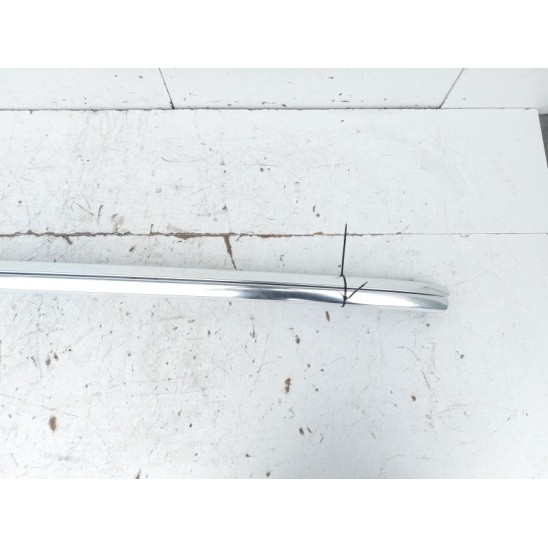 modanatura tetto par AUDI A4 Avant Rest (8k5 - B8) 2.0D KW110 - 150CV 2015 8K9860021A
