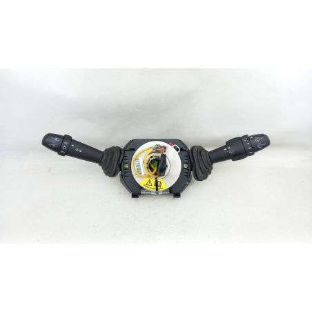 Leviers de volant par FIAT Bravo 1.6 MJT (77KW) BER. 5P/D/1598CC 07354410150 Leviers de volant par FIAT Bravo 1.6 MJT (77KW) BER. 5P/D/1598CC 07354410150