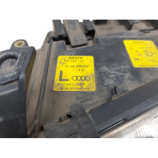 proiettore anteriore sinistro per AUDI A4 Avant (8d5 - B5) 8D0941029B proiettore anteriore sinistro per AUDI A4 Avant (8d5 - B5) 8D0941029B