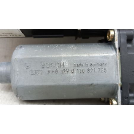 Motor de la ventana de la puerta delantera derecha para PORSCHE Cayenne 4.5 TURBO SUV 5P/B/4511CC 7L0959702A Motor de la ventana de la puerta delantera derecha para PORSCHE Cayenne 4.5 TURBO SUV 5P/B/4511CC 7L0959702A