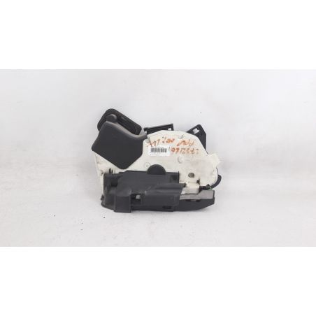 Cerradura De Puerta Delantera Con Dispositivo De Seguridad, Con Mando A Distancia Derecha para VOLKSWAGEN Polo 1.6 BIFUEL BER 3P/B-G/1595CC 5K1837016D Cerradura De Puerta Delantera Con Dispositivo De Seguridad, Con Mando A Distancia Derecha para VOLKSWAGEN Polo 1.6 BIFUEL BER 3P/B-G/1595CC 5K1837016D