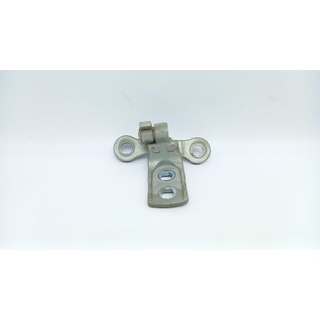 Cerniera Inferiore Porta Anteriore Sinistra per OPEL Vectra 2.2 16V DTI BER. 4P/D/2172CC 9228269 Cerniera Inferiore Porta Anteriore Sinistra per OPEL Vectra 2.2 16V DTI BER. 4P/D/2172CC 9228269