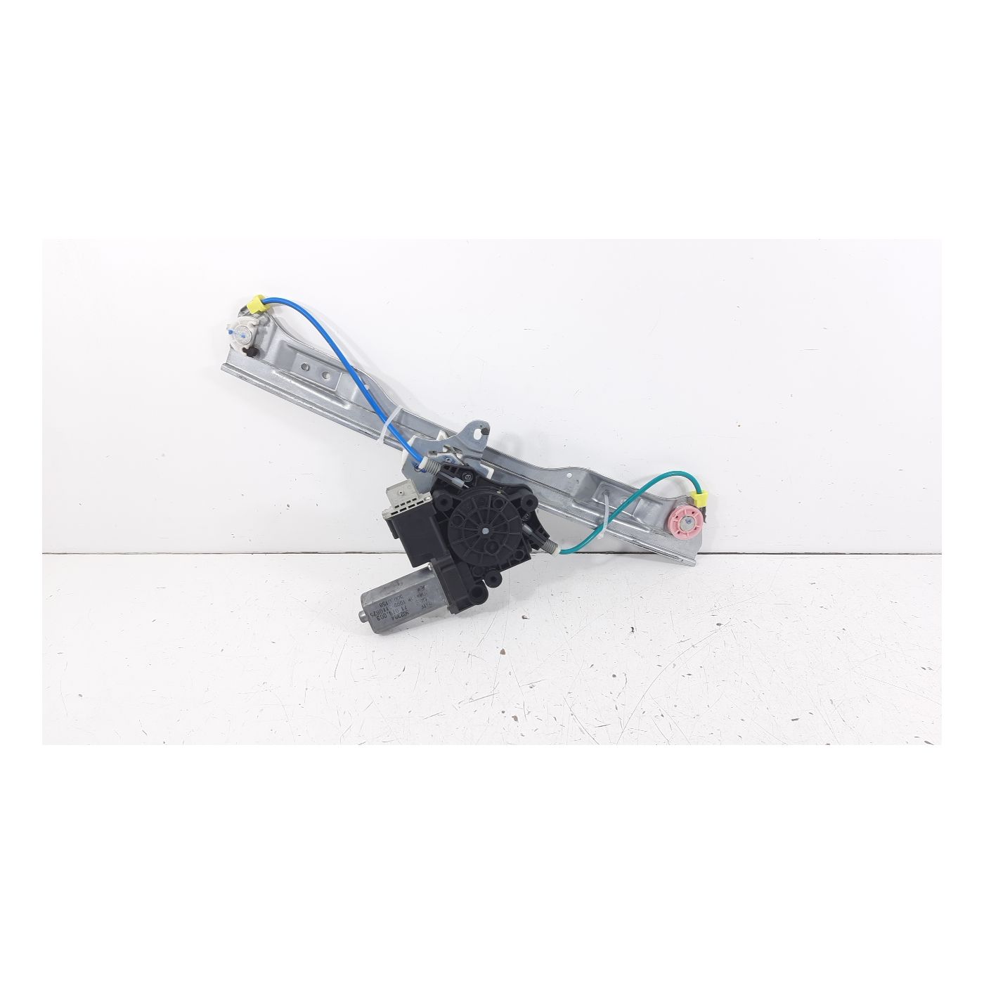 Front Door Electric Window Lift With Left Motor Front Door Electric Window Lift With Left Motor