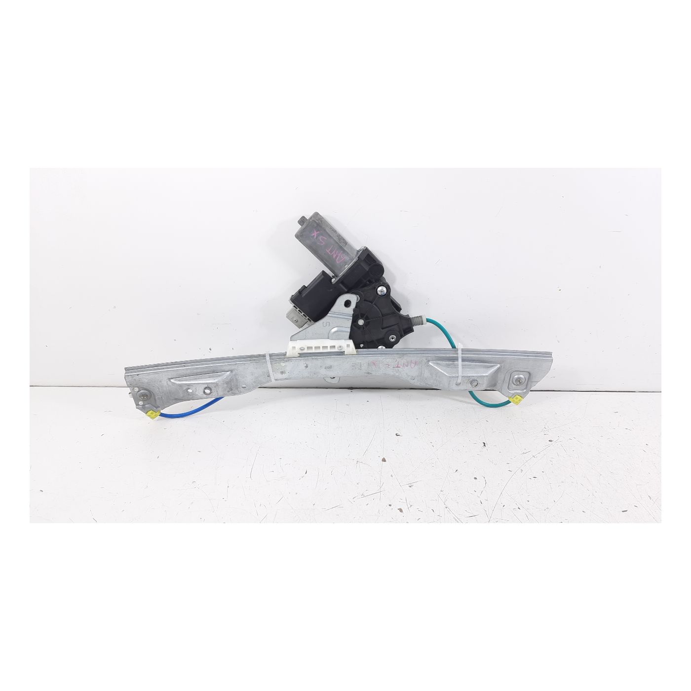 Front Door Electric Window Lift With Left Motor Front Door Electric Window Lift With Left Motor