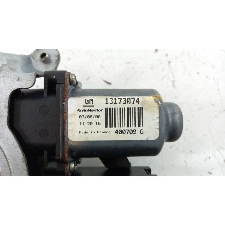 Electric Window Regulator Front Right Door for OPEL Corsa 1.2 12V BER. 5P/B/1229CC 13173074 Electric Window Regulator Front Right Door for OPEL Corsa 1.2 12V BER. 5P/B/1229CC 13173074