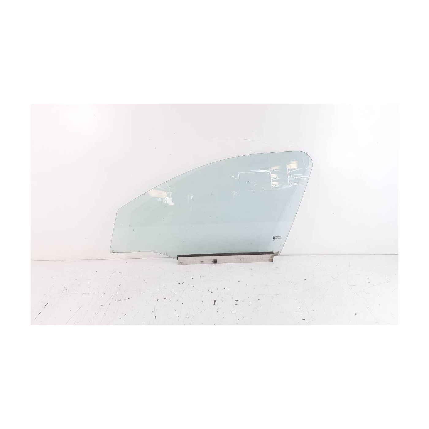 Front Left Front Door Glass Front Left Front Door Glass
